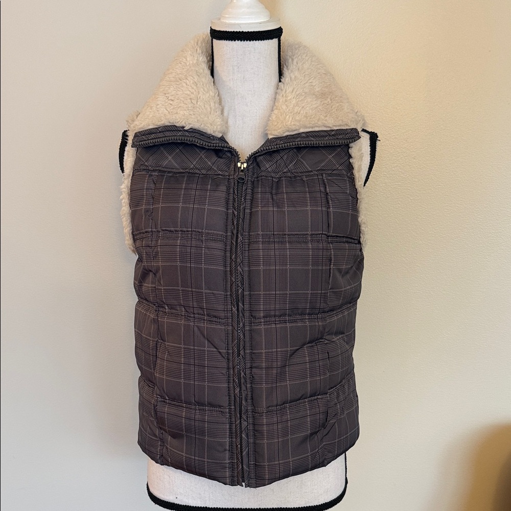 Big Chill Brown Plaid Puffer Vest with Cream Fur‎ Accents